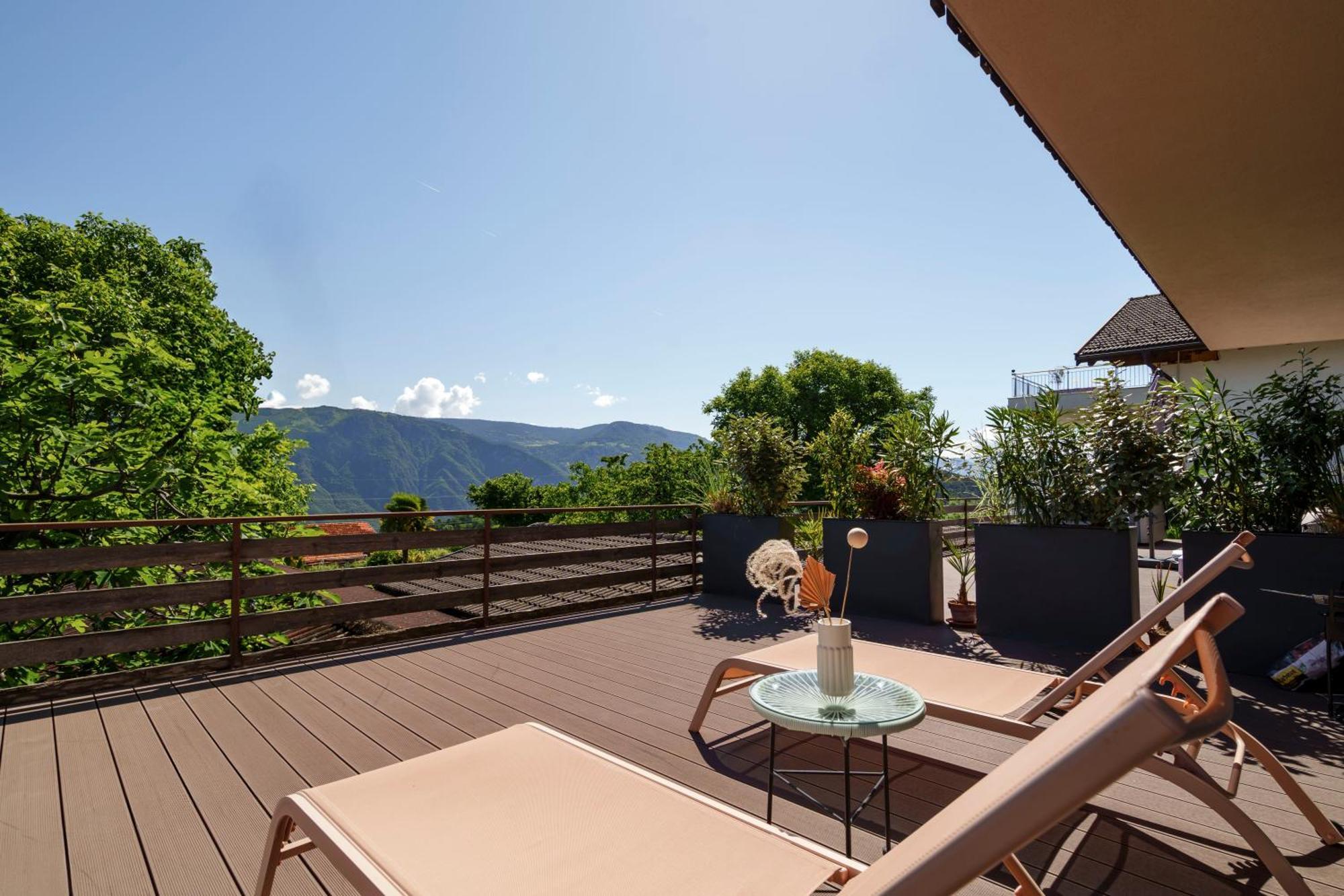 Mountain View Suites Tisens Eksteriør bilde